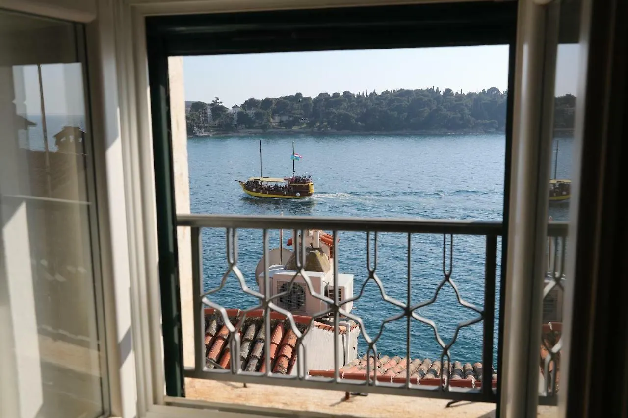 Puntulina Seaview Apartment Rovinj Croatia