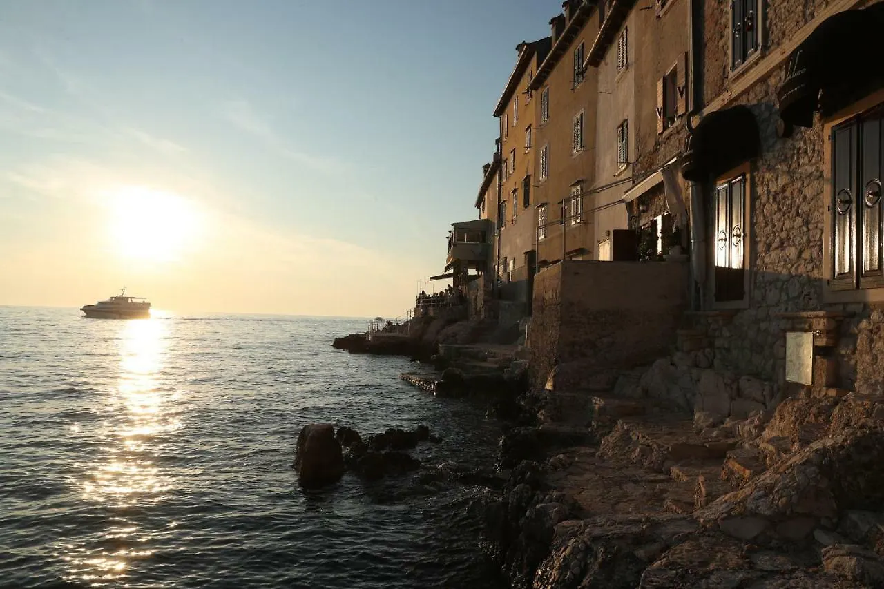 Puntulina Seaview Apartment Rovinj Croatia